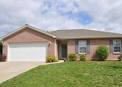 Pre-foreclosure in  HARTSAW CT Evansville, IN 47725
