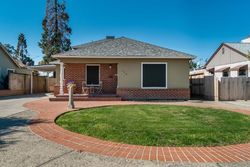 Pre-foreclosure in  N A ST Exeter, CA 93221