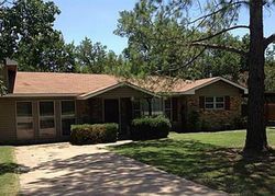 Pre-foreclosure Listing in PHYLLIS LN GROESBECK, TX 76642