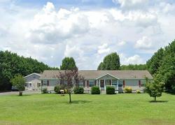 Pre-foreclosure in  W HUDSON POND RD Lincoln, DE 19960