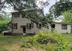 Pre-foreclosure in  STETLER AVE Akron, OH 44312