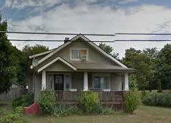 Pre-foreclosure in  OLD HOME RD Akron, OH 44312