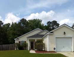 Pre-foreclosure in  WATERFORD LN Summerville, SC 29483