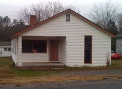 Pre-foreclosure in  HAMPTON RD Lancaster, SC 29720