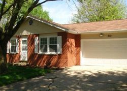 Pre-foreclosure in  WALNUT VALLEY DR Springfield, IL 62707