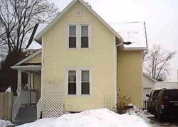 Pre-foreclosure in  N DIVISION ST Appleton, WI 54911