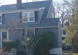 Pre-foreclosure in  N CHATSWORTH AVE Larchmont, NY 10538