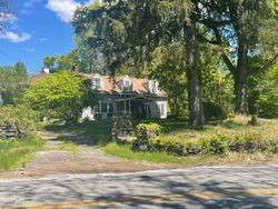 Pre-foreclosure in  WATCH HILL RD Croton On Hudson, NY 10520