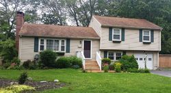 Pre-foreclosure in  BROOKSIDE DR North Kingstown, RI 02852