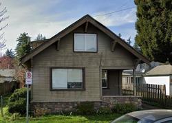Pre-foreclosure in  SE 122ND AVE Portland, OR 97236