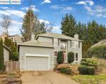 Pre-foreclosure in  SW HILLSHIRE DR Portland, OR 97223