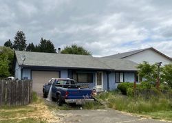 Pre-foreclosure Listing in SW CHERRY GROVE DR GASTON, OR 97119