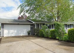 Pre-foreclosure in  5TH ST Hubbard, OR 97032