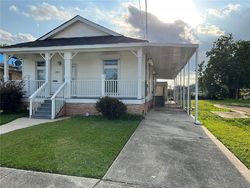 Pre-foreclosure in  TENNESSEE ST New Orleans, LA 70117