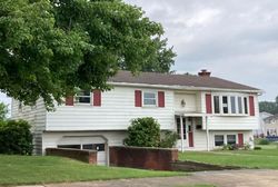 Pre-foreclosure in  LINDEN DR Berwick, PA 18603