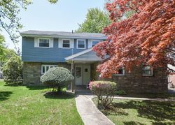 Pre-foreclosure in  THORNBERRY RD Wyncote, PA 19095