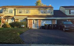 Pre-foreclosure Listing in CEDARBROOK DR HORSHAM, PA 19044