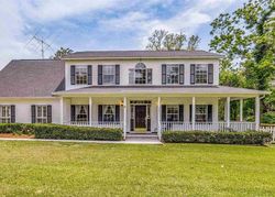 Pre-foreclosure in  PEBBLE CREEK DR Pensacola, FL 32526