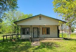 Pre-foreclosure Listing in N GRIFFIN AVE OKMULGEE, OK 74447