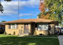 Pre-foreclosure in  283RD ST Toledo, OH 43611