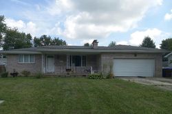 Pre-foreclosure in  SAUL DR Hubbard, OH 44425