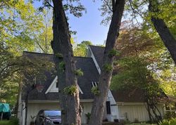 Pre-foreclosure in  IDEAL PL West Bloomfield, MI 48324