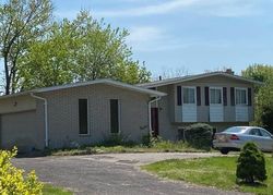 Pre-foreclosure in  FRIAR LN Southfield, MI 48033