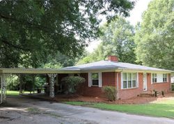 Pre-foreclosure in  SUNSET RD Cherryville, NC 28021