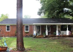Pre-foreclosure in  AZALEA DR Goldsboro, NC 27530