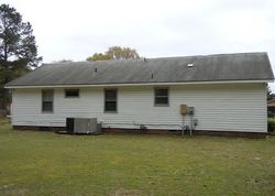 Pre-foreclosure in  FOX ST Elizabethtown, NC 28337