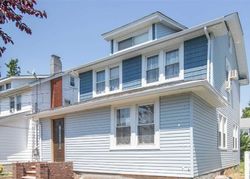 Pre-foreclosure in  E MAUJER ST Valley Stream, NY 11580