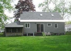 Pre-foreclosure in  WAVELL RD Schenectady, NY 12303