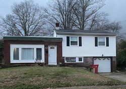 Pre-foreclosure in  GLOUCESTER AVE Somerdale, NJ 08083
