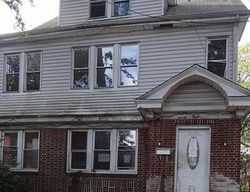 Pre-foreclosure in  ARSDALE PL Newark, NJ 07106