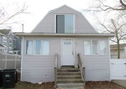 Pre-foreclosure in  2ND AVE East Haven, CT 06512