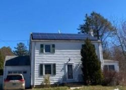 Pre-foreclosure in  NORWAY RD North Haven, CT 06473