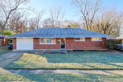 Pre-foreclosure in  POWELL RD Dayton, OH 45424
