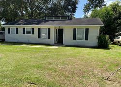 Pre-foreclosure in  PONDEROSA DR S Semmes, AL 36575