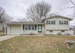 Pre-foreclosure in  NW WINTER AVE Kansas City, MO 64152