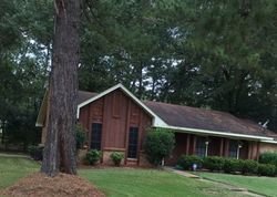 Pre-foreclosure Listing in PARK CIR JACKSON, MS 39212