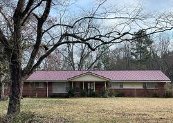  Lone Oak Cir, West Point MS