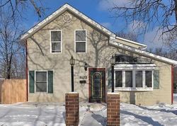 Pre-foreclosure in  1ST ST NW Faribault, MN 55021