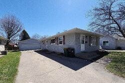  Lawrence St, Marshall MN