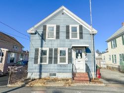 Pre-foreclosure in  BEAVER ST Lowell, MA 01850