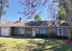 Pre-foreclosure in  PINEWOOD BLVD N Middleburg, FL 32068
