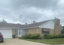 Pre-foreclosure in  DUPONT ST Flint, MI 48504