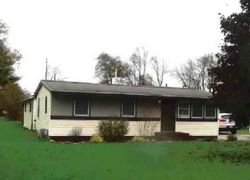 Pre-foreclosure in  OAKPOINT RD Jackson, MI 49201