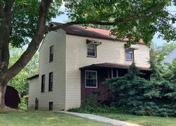 Pre-foreclosure in  FAIRVIEW RD Hagerstown, MD 21742
