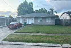 Pre-foreclosure in  NORA ST Metairie, LA 70003