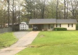 Pre-foreclosure in  BEECHWOOD DR Bastrop, LA 71220